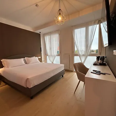 4 Star Suite Spa - Self Check-In-2