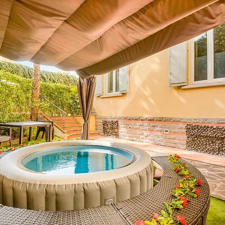 Aurora Garden Lodging - Rooms & Apartment-3