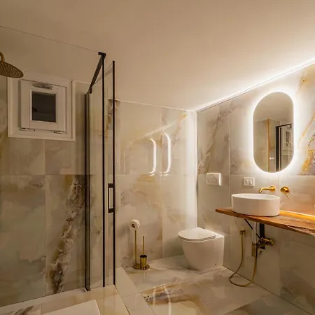 Giulia Urban Retreat Suites-2