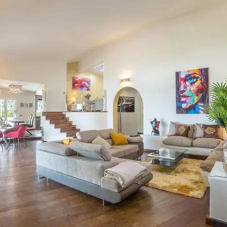 Villa Jazz close to Golden Mile-2