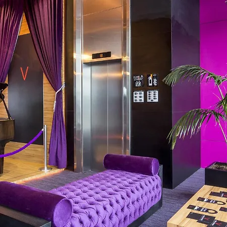 V Boutique Periférico Sur-3