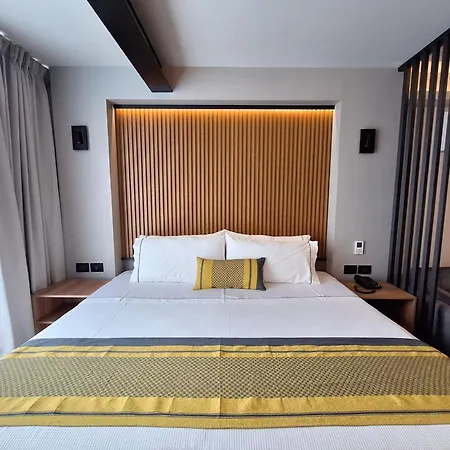 Hotel Block Suites-3