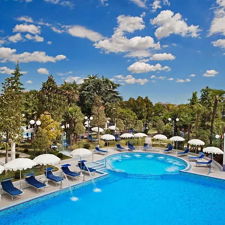 Grand Hotel Trieste & Victoria - Contemporary Thermal Luxury Spa-3