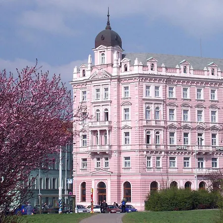 Hotel Opera-3