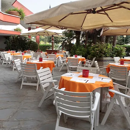Gallia Club Hotel-3