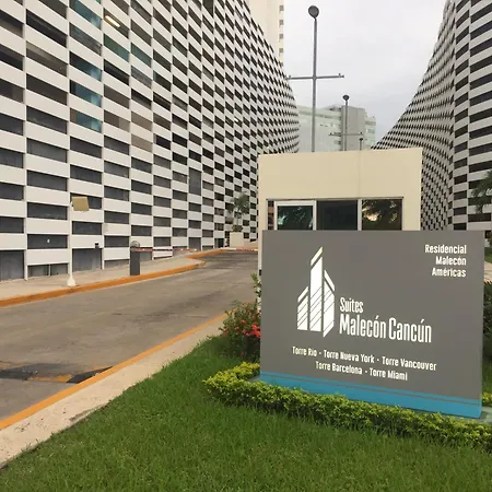 Suites Malecon Cancun-3