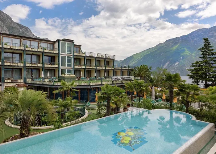 Hotel Alexander Limone sul Garda