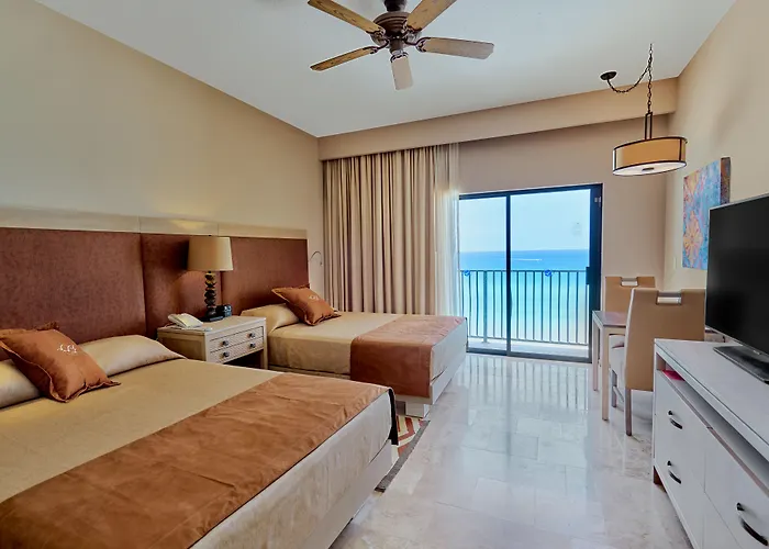 The Royal Sands Resort & Spa Cancún