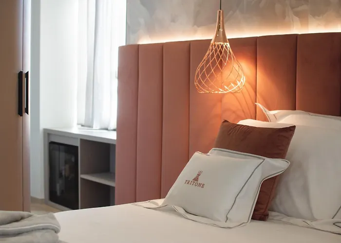 Tritone Luxury Suites Fontana Di Trevi Roma