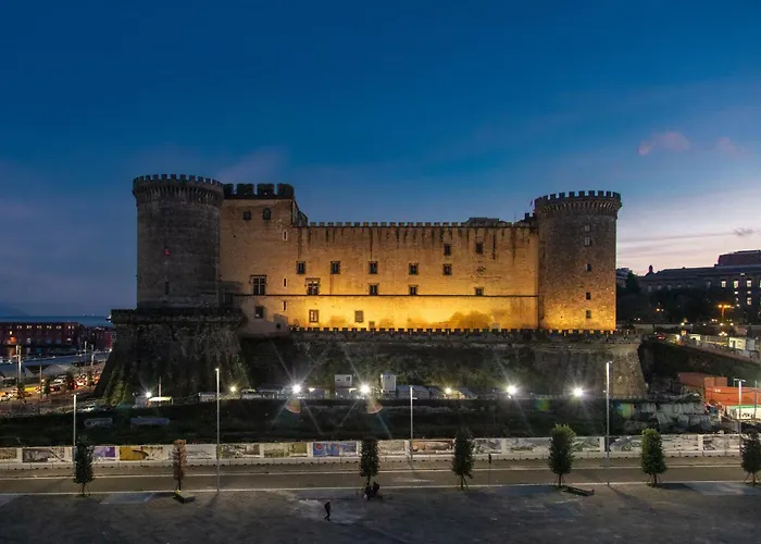 Bed and Breakfast Main - Municipio Napoli