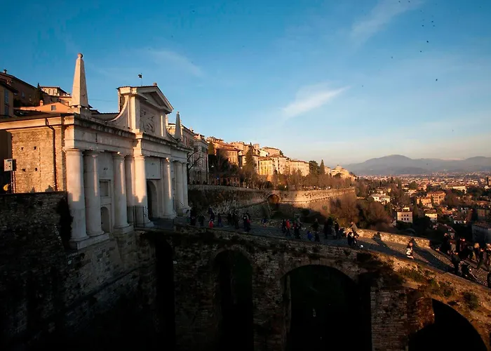 Petronilla - Hotel In Bergamo
