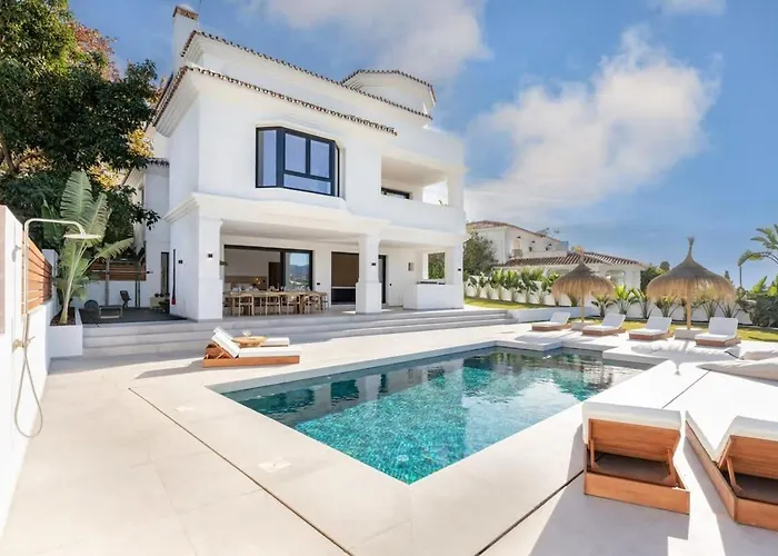 Villa Vega Luxury Living Premium Features Gym Jacuzzi Marbella