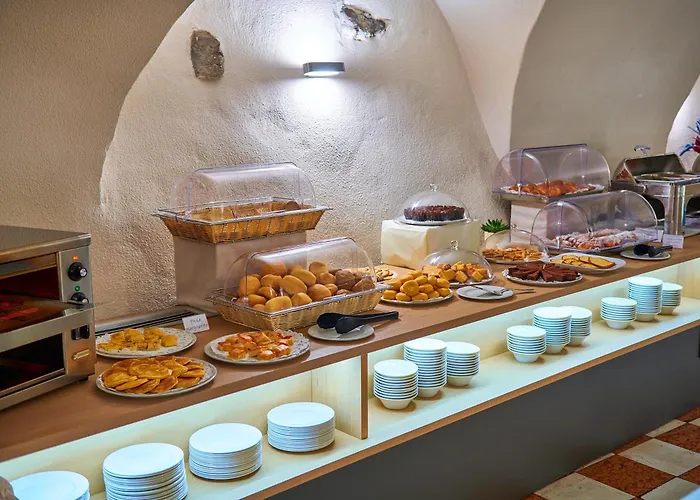 Hotel Portici - Romantik&Wellness Riva del Garda