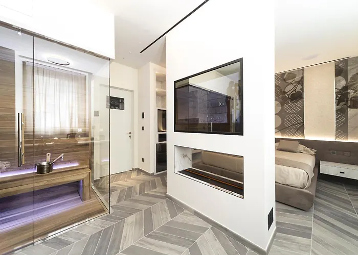 Tritone Luxury Suites Piazza del Popolo Roma