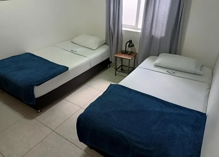 Air Guest House - con Desayuno&Jacuzzi Social Medellín