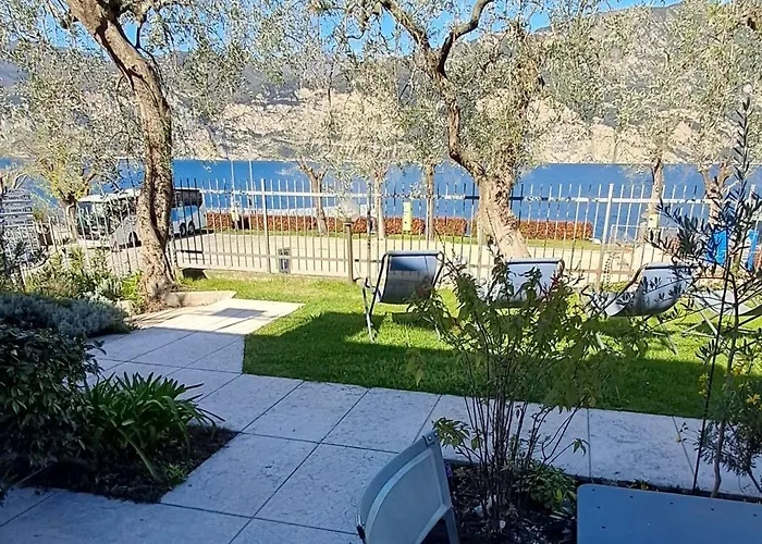 Villa Treccani Apartments Malcesine