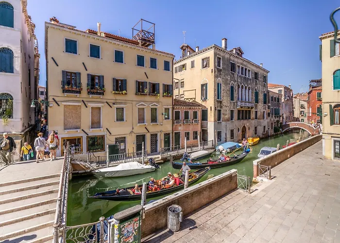 Palazzo San Firmino Suite Canal View Venezia