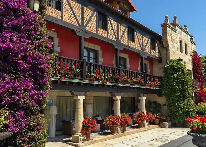 Costa Esmeralda Suites Suances