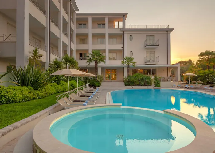 Hotel Nazionale Desenzano del Garda