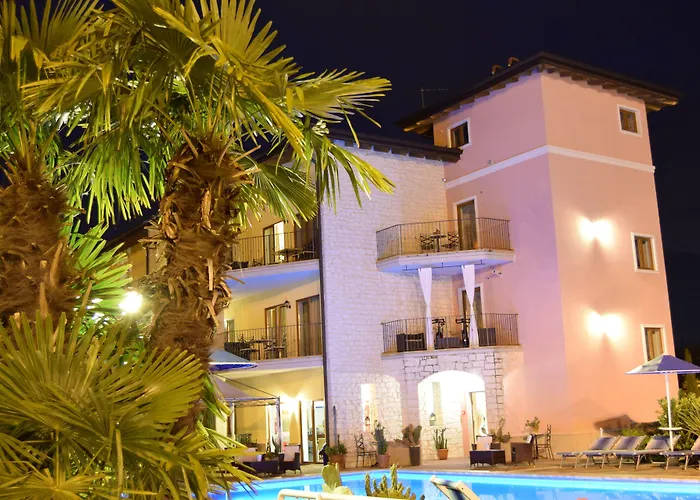 Aparthotel Residenza Le Due Torri Riva del Garda