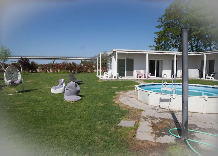 Bed and Breakfast Il Giardino Di Rebecca Ferrara
