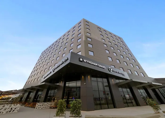 Hotel Wyndham Grand Costa Del Sol Lima Airport
