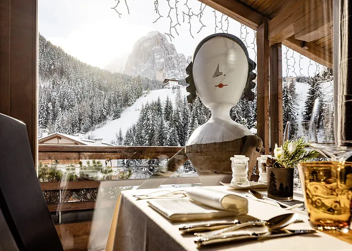 Arthotel Anterleghes - Gardenahotels Selva di Val Gardena