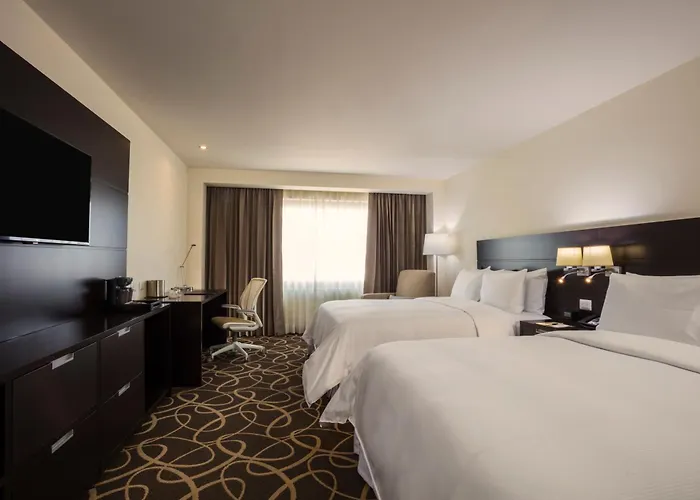 Hotel Doubletree By Hilton Toluca