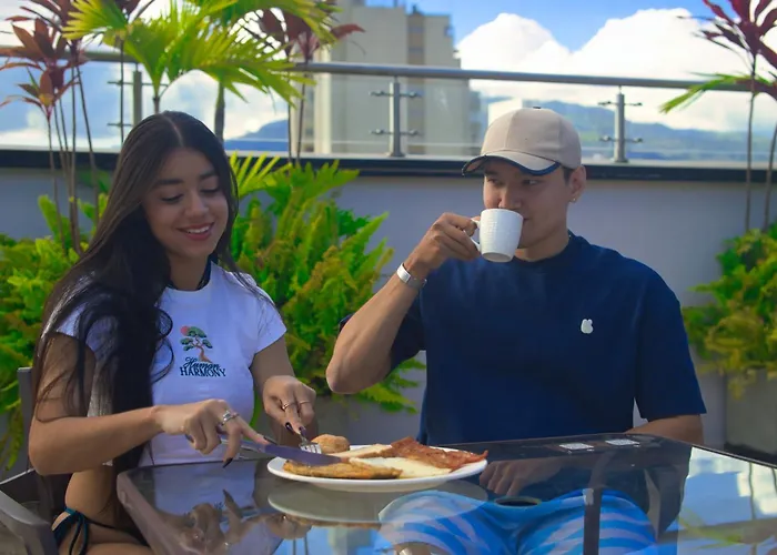 Hotel California City Medellín