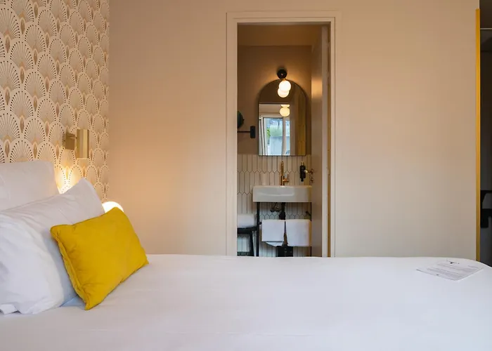 Hotel Royal Fromentin Parigi