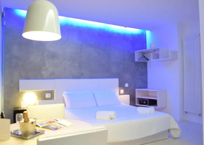 Design&Art Pie' - Elegant Rooms Near The Pantheon, Calm & Central Stay Roma