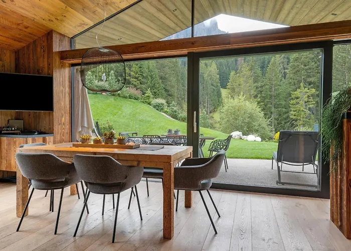 Chalet L Piz Dolomites Selva di Val Gardena