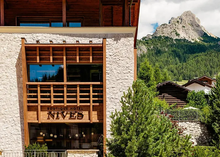 Boutique Hotel Nives - Luxury & Design In The Dolomites Selva di Val Gardena
